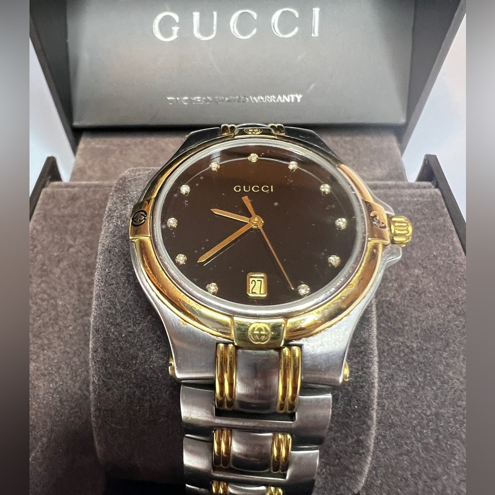 Gucci 9000M Watch Silver & Gold w Diamonds markers
